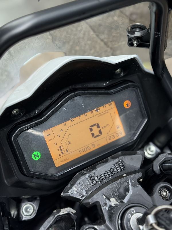 二手贝纳利金鹏 TRK251