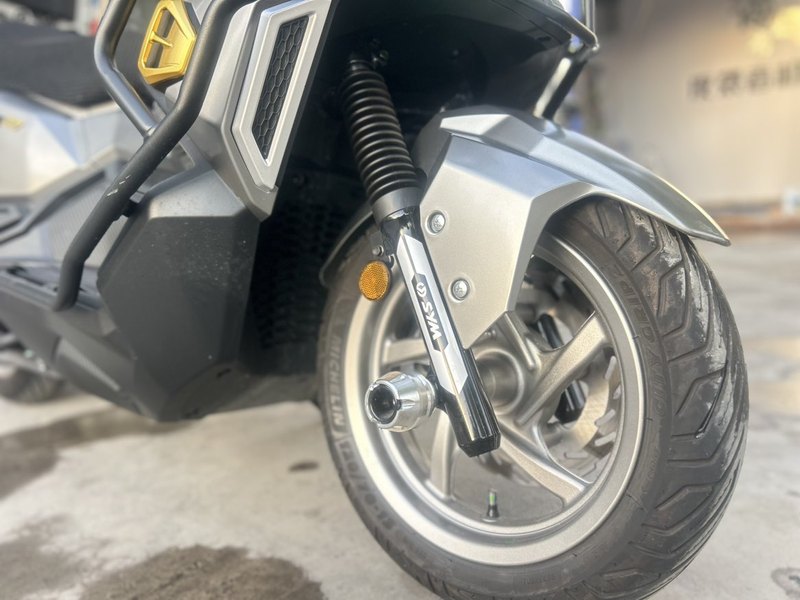二手三阳哈士奇 Husky ADV150