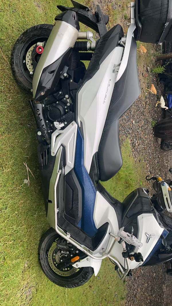 二手大阳V锐 ADV350