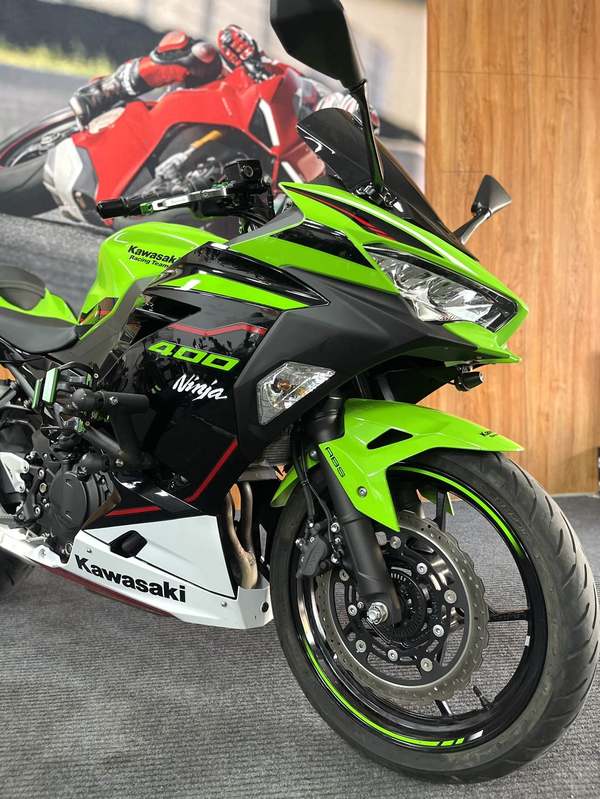 二手川崎Ninja 400