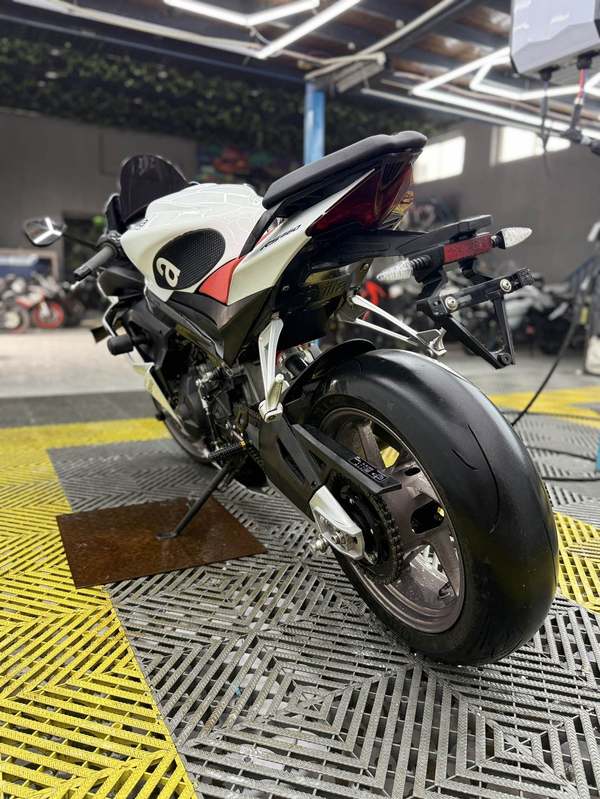 二手阿普利亚RS 660 