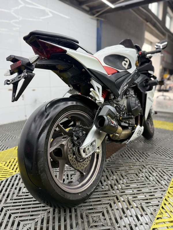 二手阿普利亚RS 660 