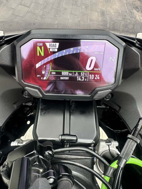 二手川崎Ninja ZX-6R 