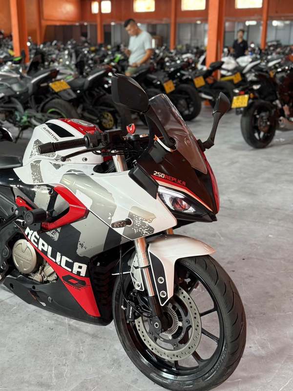 二手QJMOTOR赛250