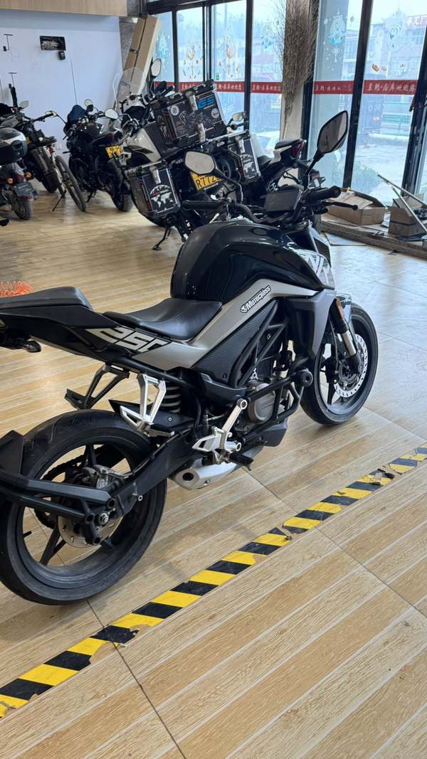 二手春风250NK