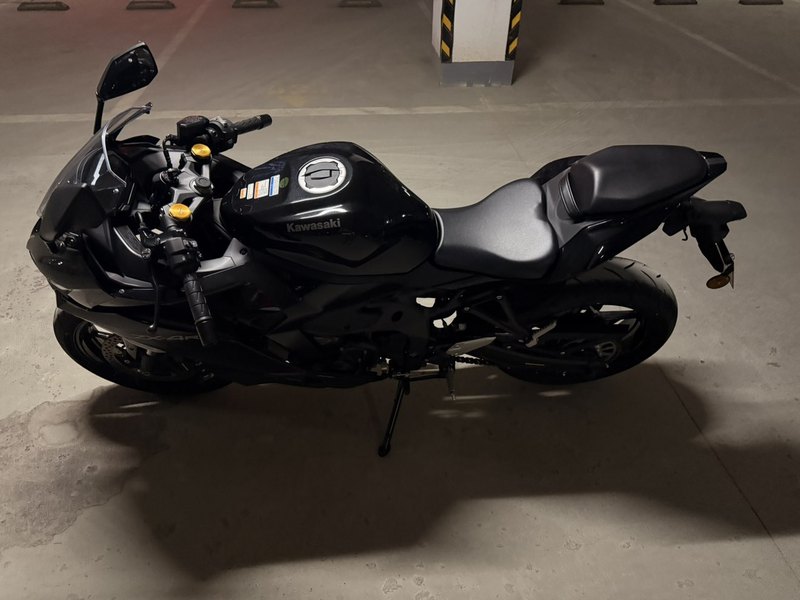 二手川崎ZX-4R