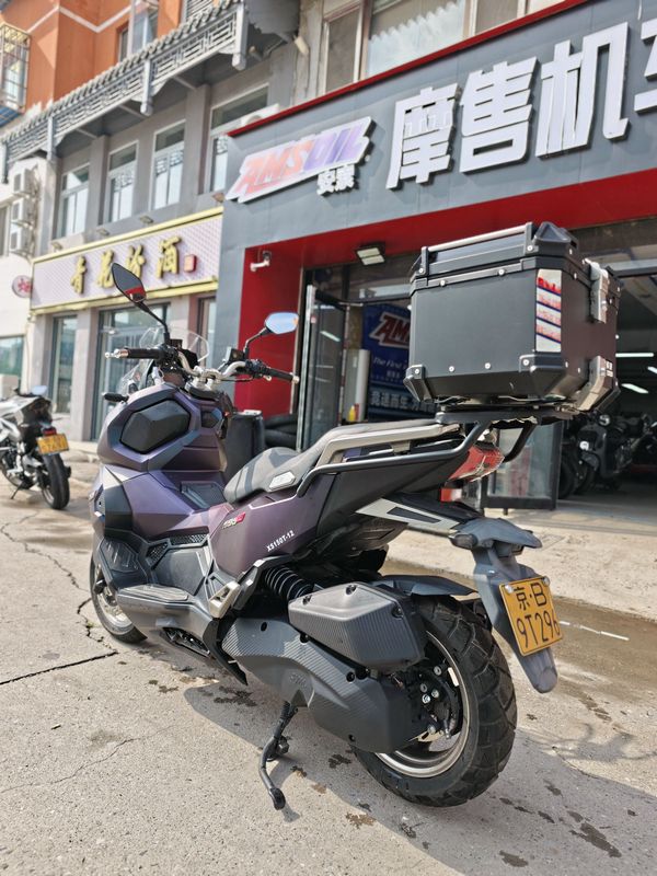 二手三阳哈士奇 Husky ADV150