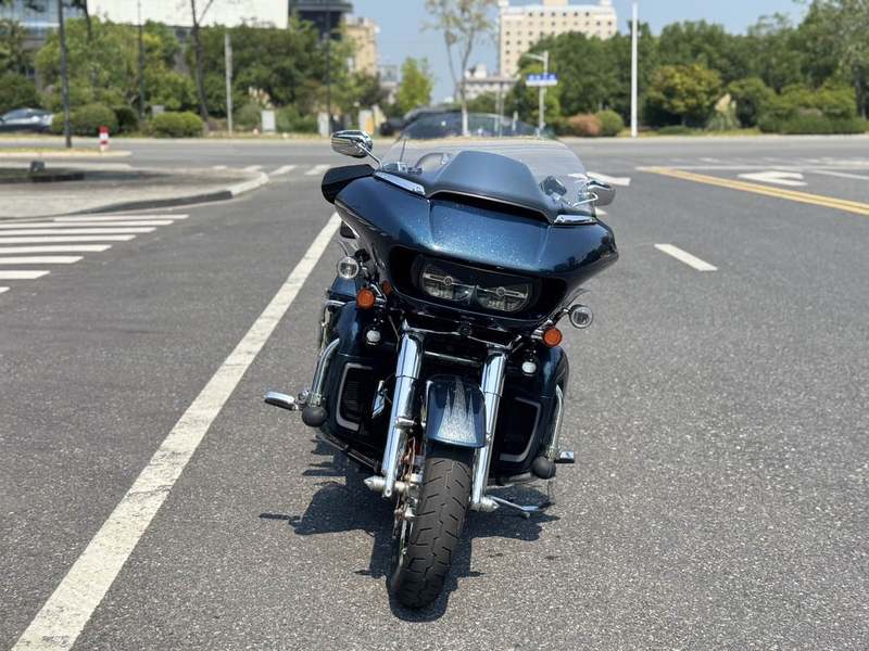 二手哈雷戴维森公路滑翔 Road Glide