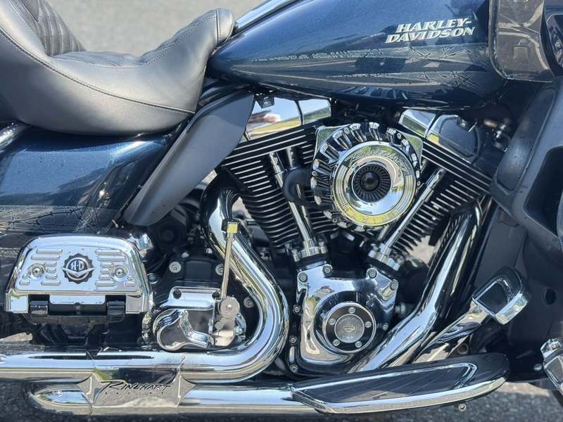 二手哈雷戴维森公路滑翔 Road Glide