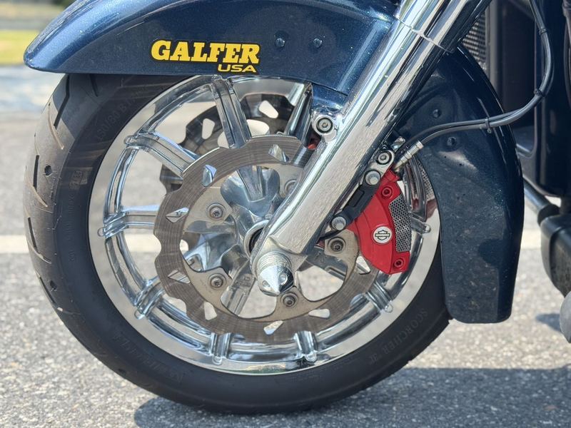 二手哈雷戴维森公路滑翔 Road Glide