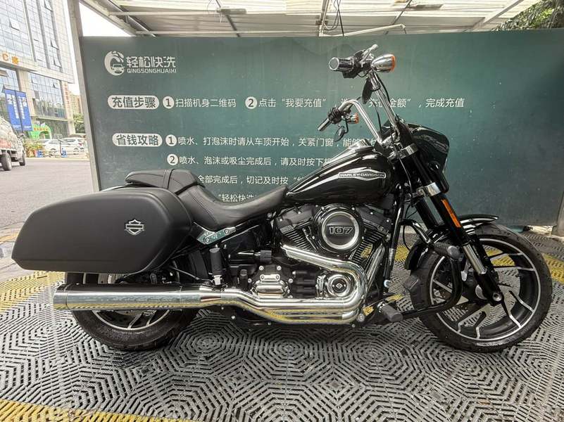 二手哈雷戴维森凌动滑翔 Sport Glide