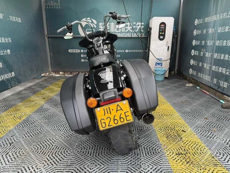 二手哈雷戴维森凌动滑翔 Sport Glide