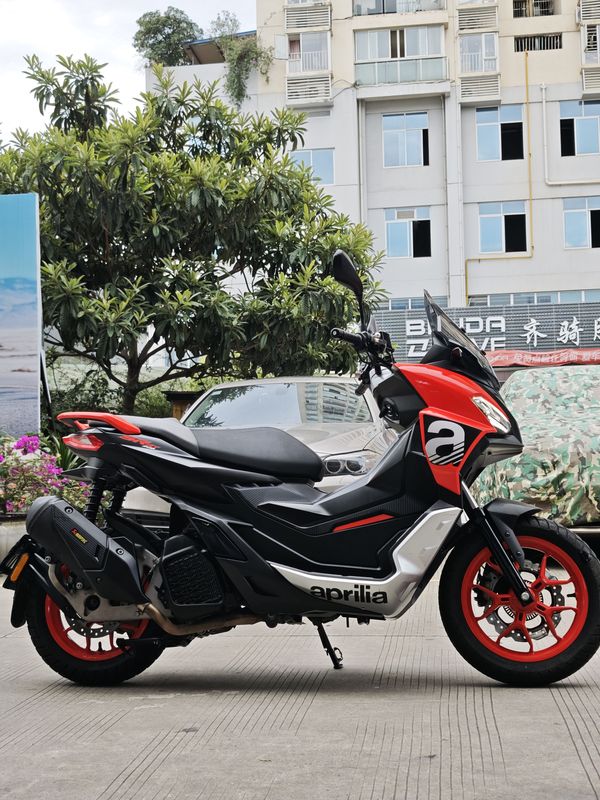 二手阿普利亚SR GT 200