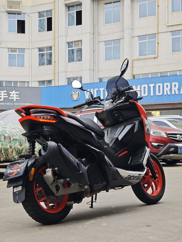 二手阿普利亚SR GT 200