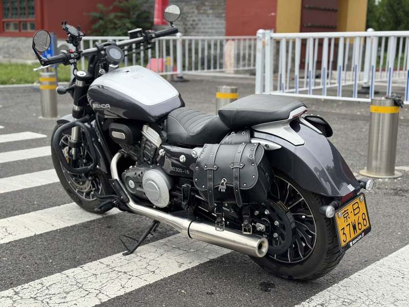 二手奔达Rock300 灰石
