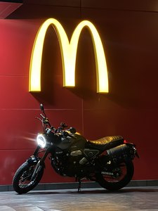 二手五羊本田鸷道 CB190SS
