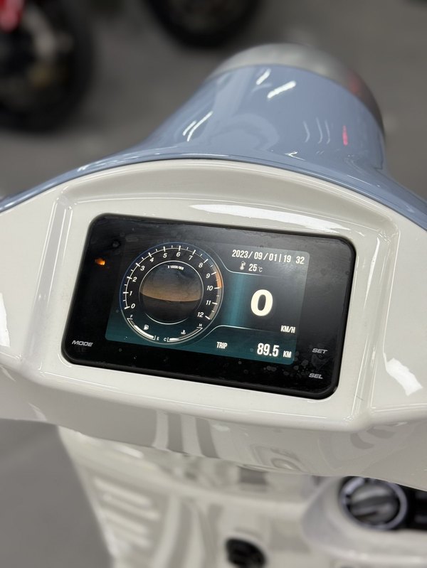 二手三業喀秋莎