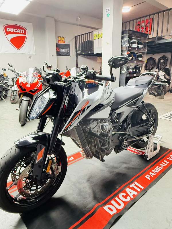 二手KTMR2R790 Duke