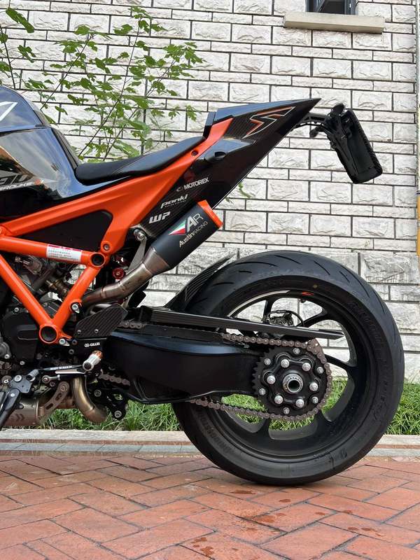 二手KTMR2R1290 Super Duke