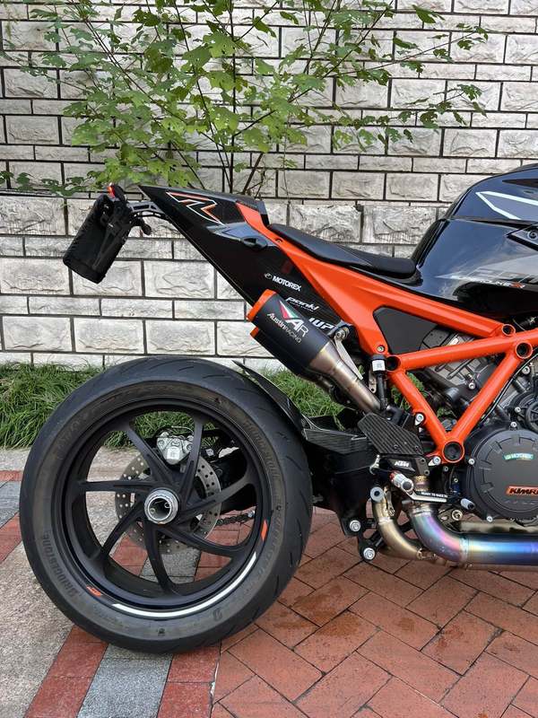 二手KTMR2R1290 Super Duke