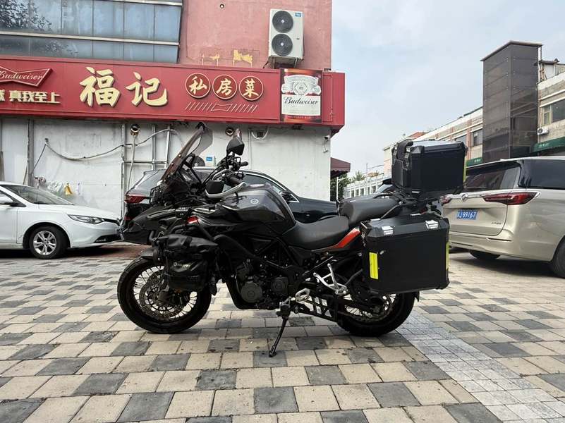 二手贝纳利金鹏 TRK502