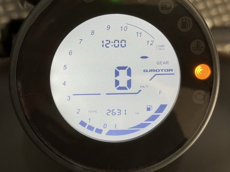 二手QJMOTOR闪300