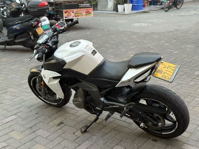 二手春风650NK