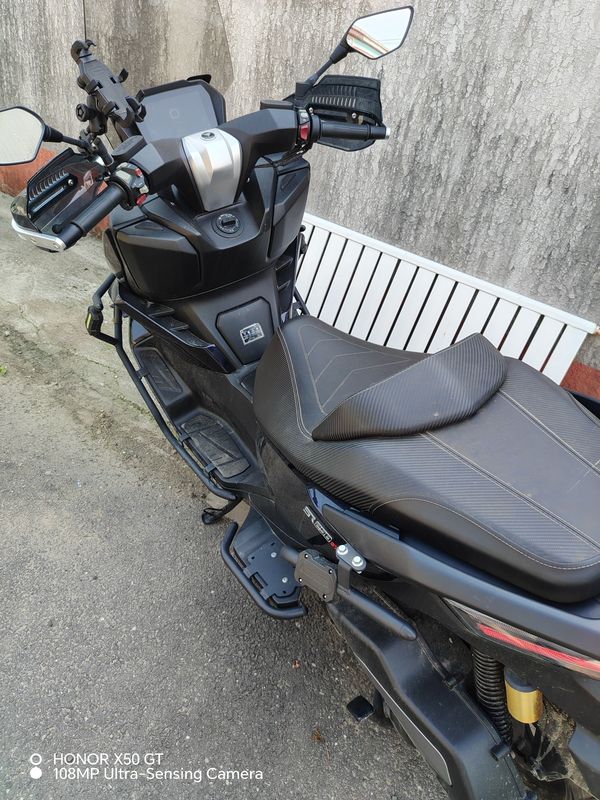 二手无极SR250GT