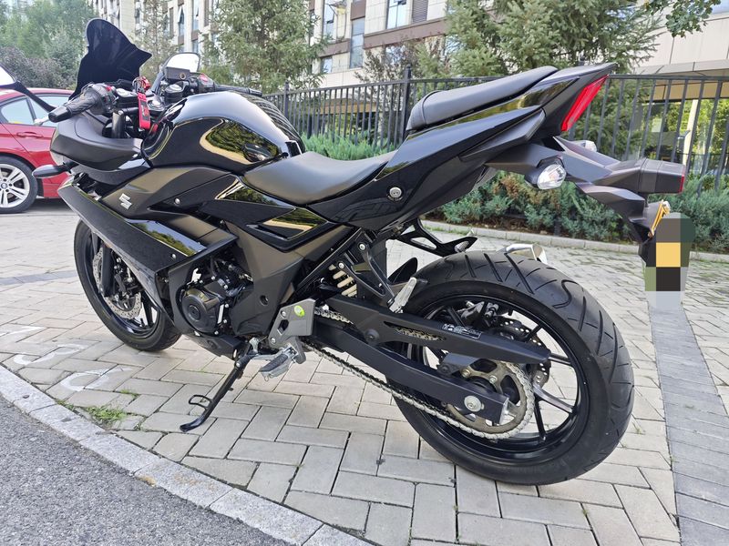 二手豪爵铃木GSX250R