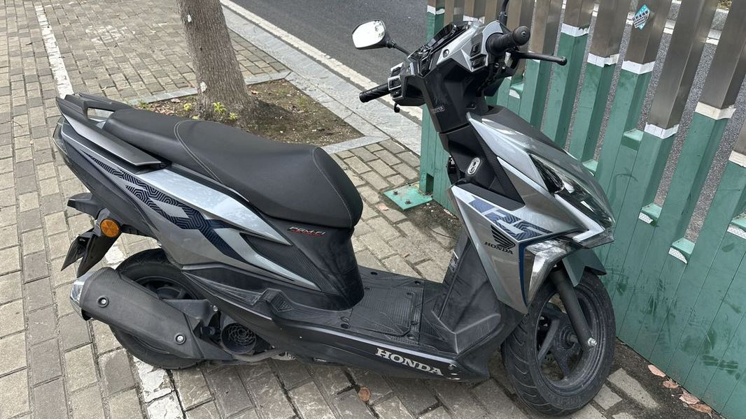 二手新大洲本田裂行 RX125Fi
