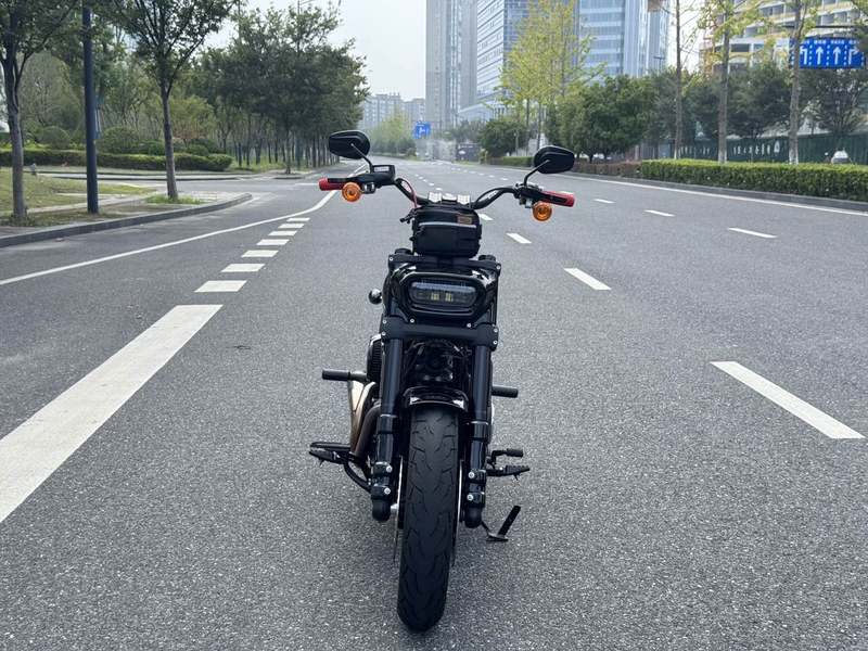 二手哈雷戴维森肥霸 Fat Bob