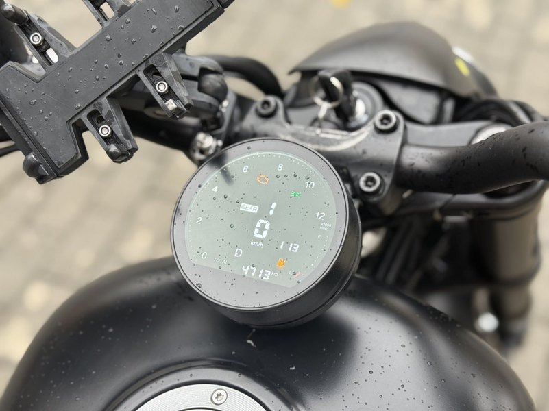 二手QJMOTOR闪300