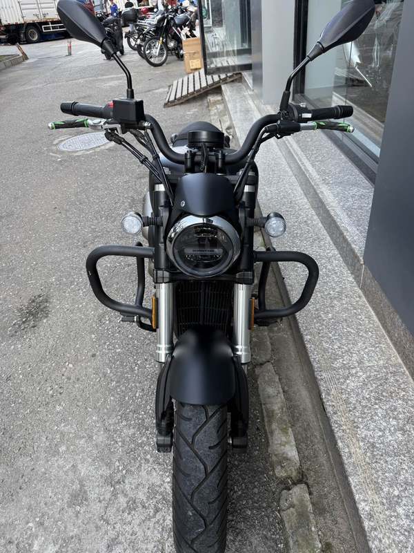 二手QJMOTOR闪300