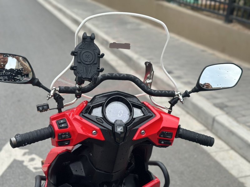 二手新大洲本田裂行 RX125Fi