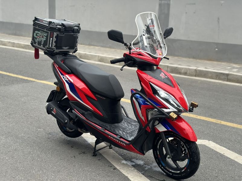 二手新大洲本田裂行 RX125Fi