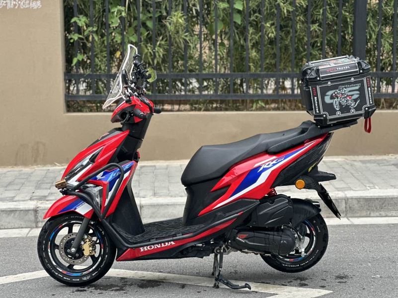 二手新大洲本田裂行 RX125Fi