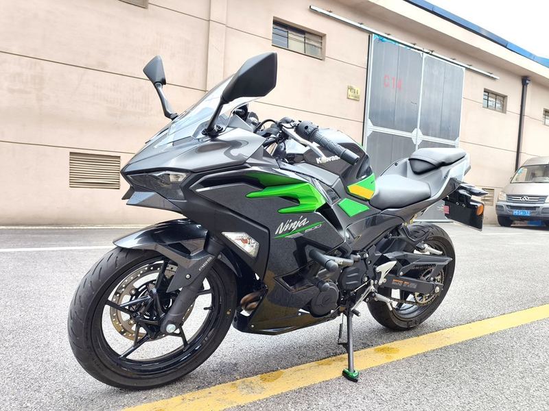 二手川崎Ninja 500