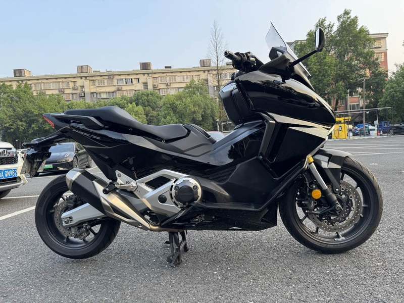 二手本田NSS750