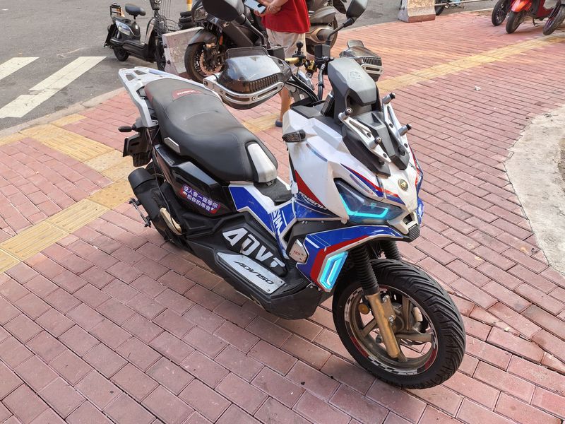 二手三阳哈士奇 Husky ADV150