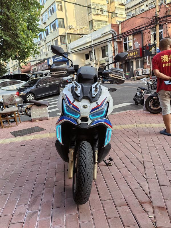 二手三阳哈士奇 Husky ADV150