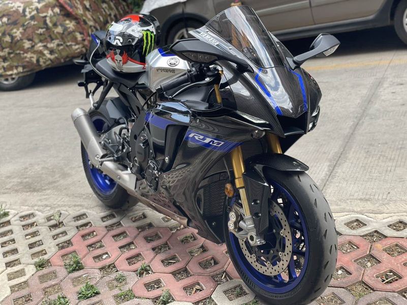 二手雅马哈YZF-R1