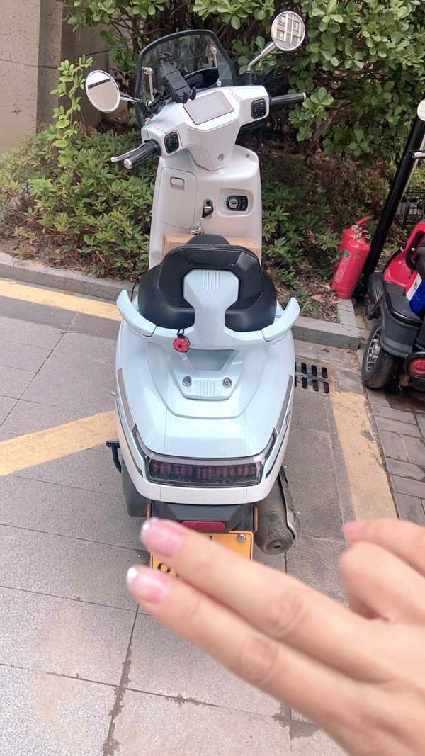 二手钱江迪诺