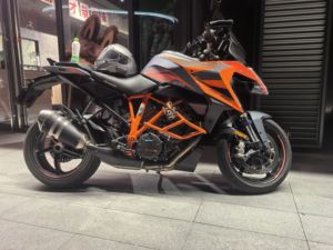 二手KTMR2R1290 Super Duke GT