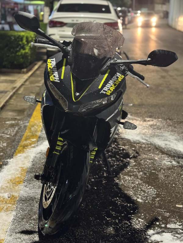二手凯旋Daytona 660