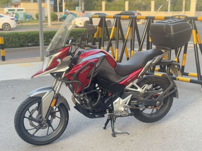 二手五羊本田猛鸷 CB190X