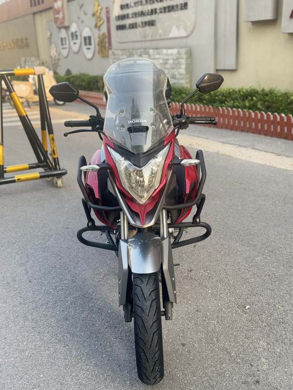 二手五羊本田猛鸷 CB190X