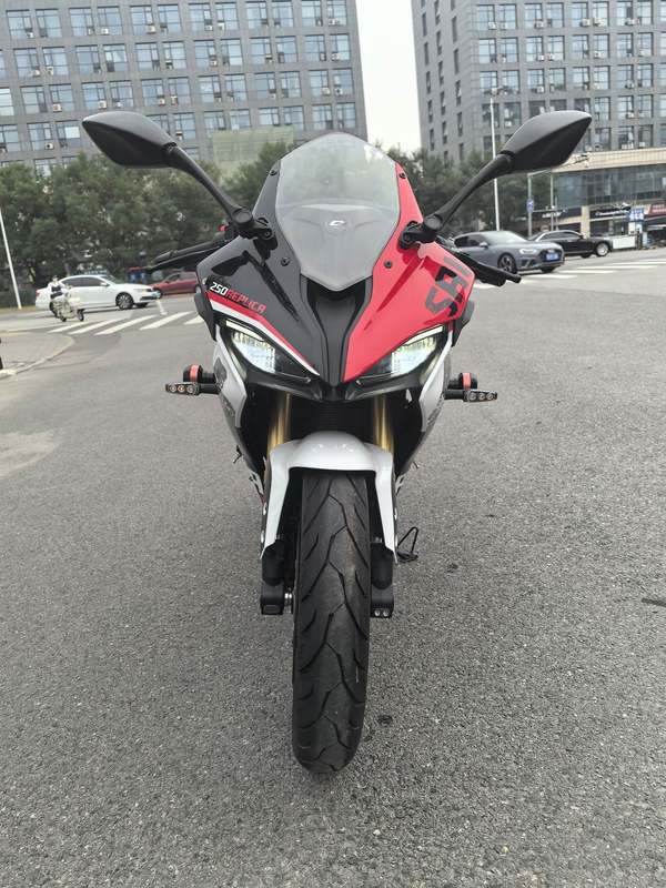 二手QJMOTOR赛250