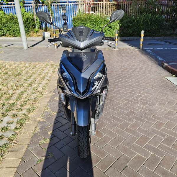 二手新大洲本田裂行 RX125Fi