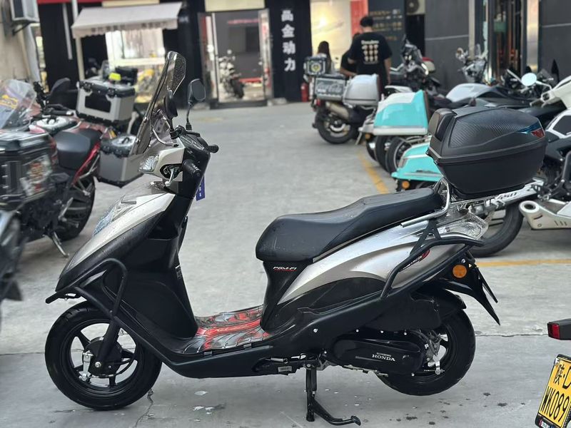 二手新大洲本田NS125D