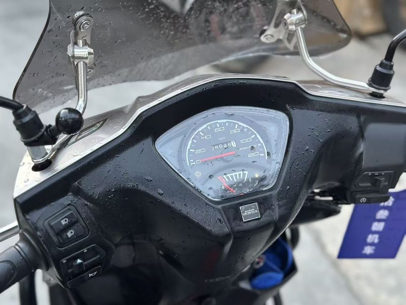 二手新大洲本田NS125D